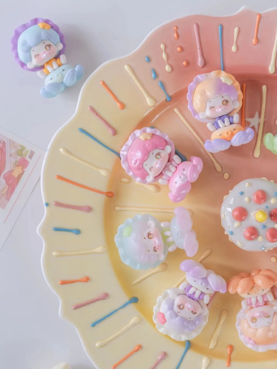Mikuku Mini Collezionabili Fantasy Bubble Land | Mini Figurine Kawaii con Testa Rotante