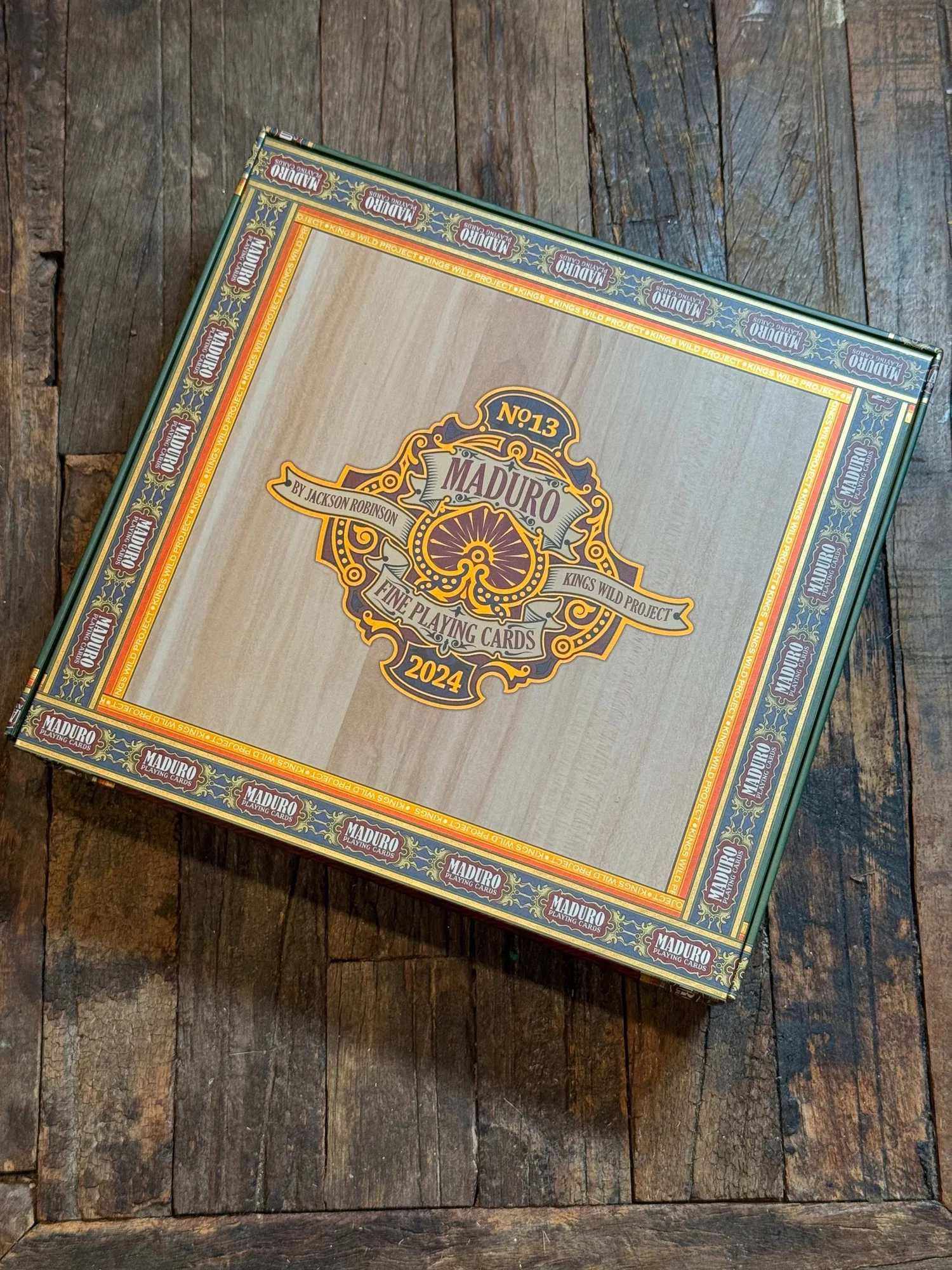 Maduro Brick Box Non Gilded: What to Know Before Buying