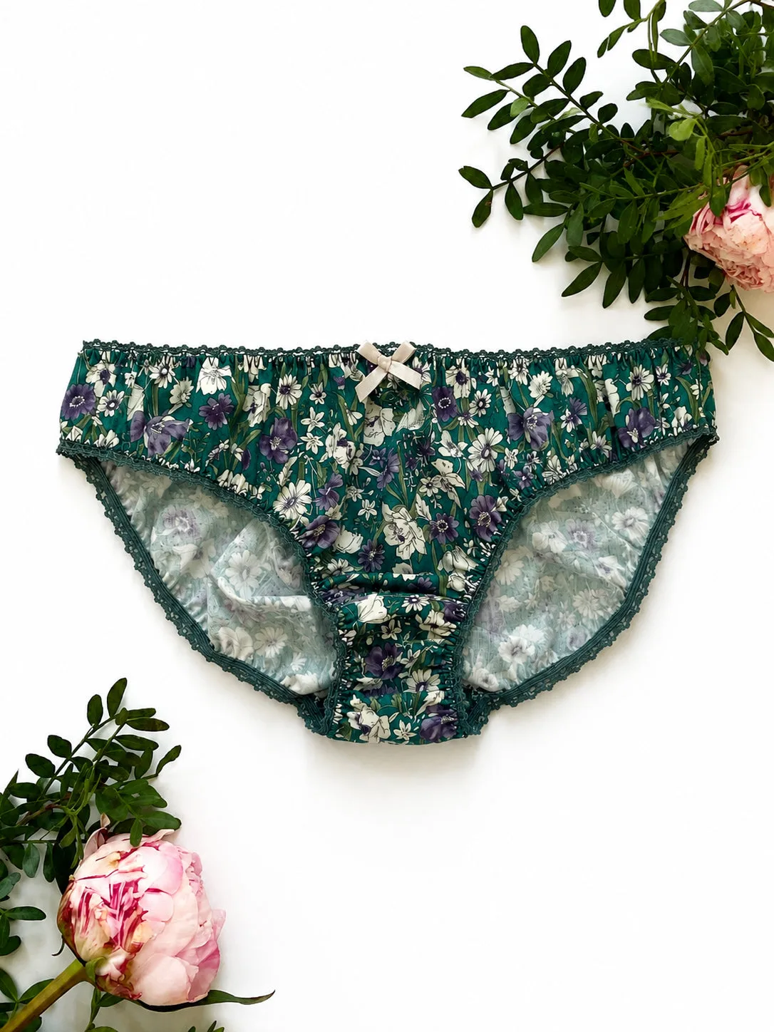 How to Build a Capsule Loungewear Wardrobe