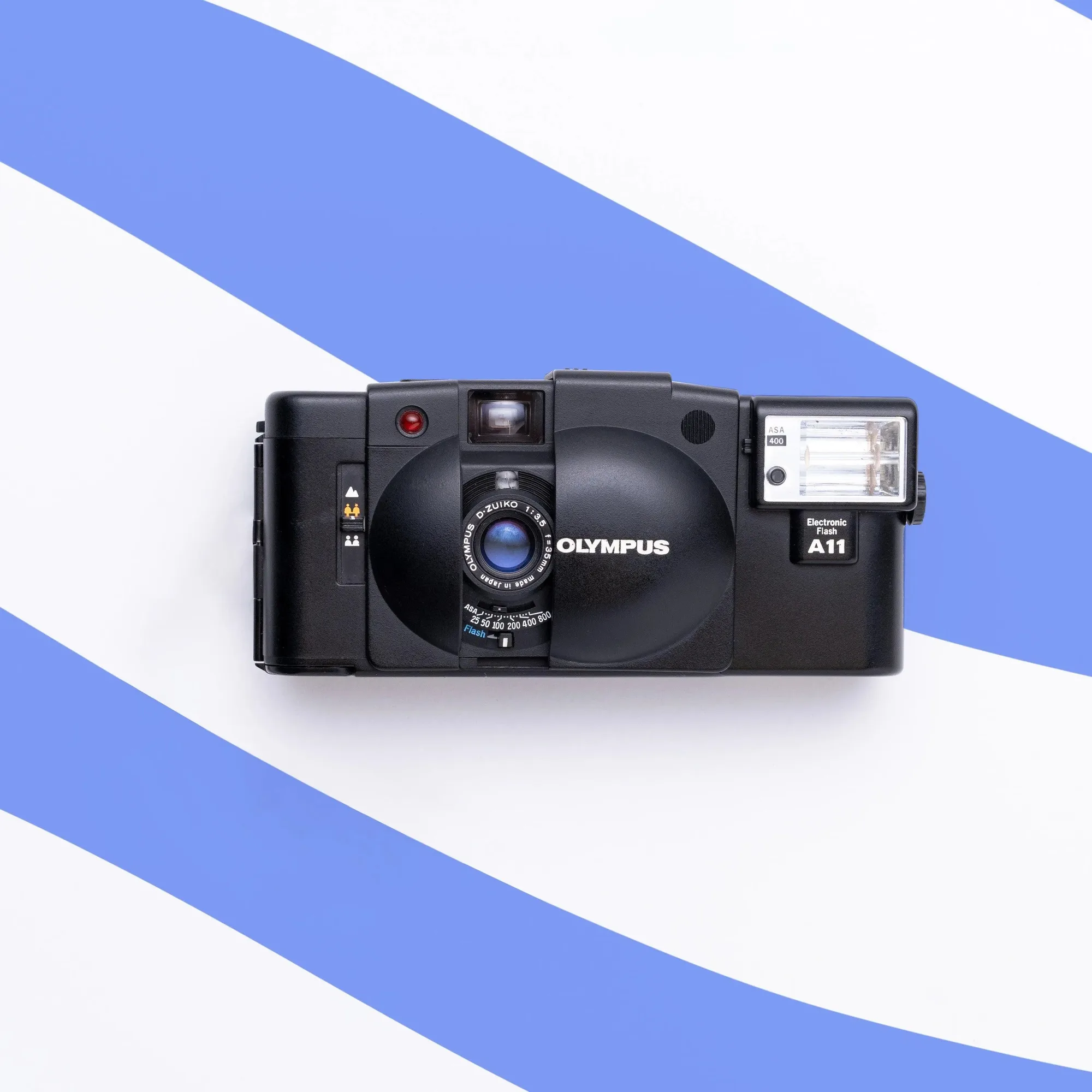 Olympus XA2 مقابل Nikon L35AF: أيهما أفضل للتصوير الفوري؟