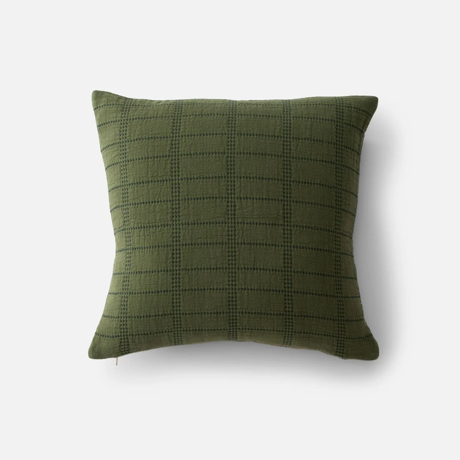 Quilts and Coverlets: The Art of Layering for Warmth and Style