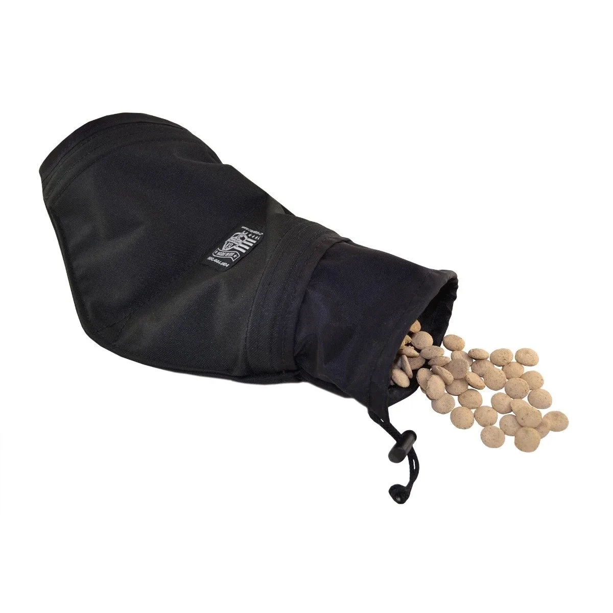 Incog Treat Pouch vs. Hoodie Treat Pouch: qual escolher