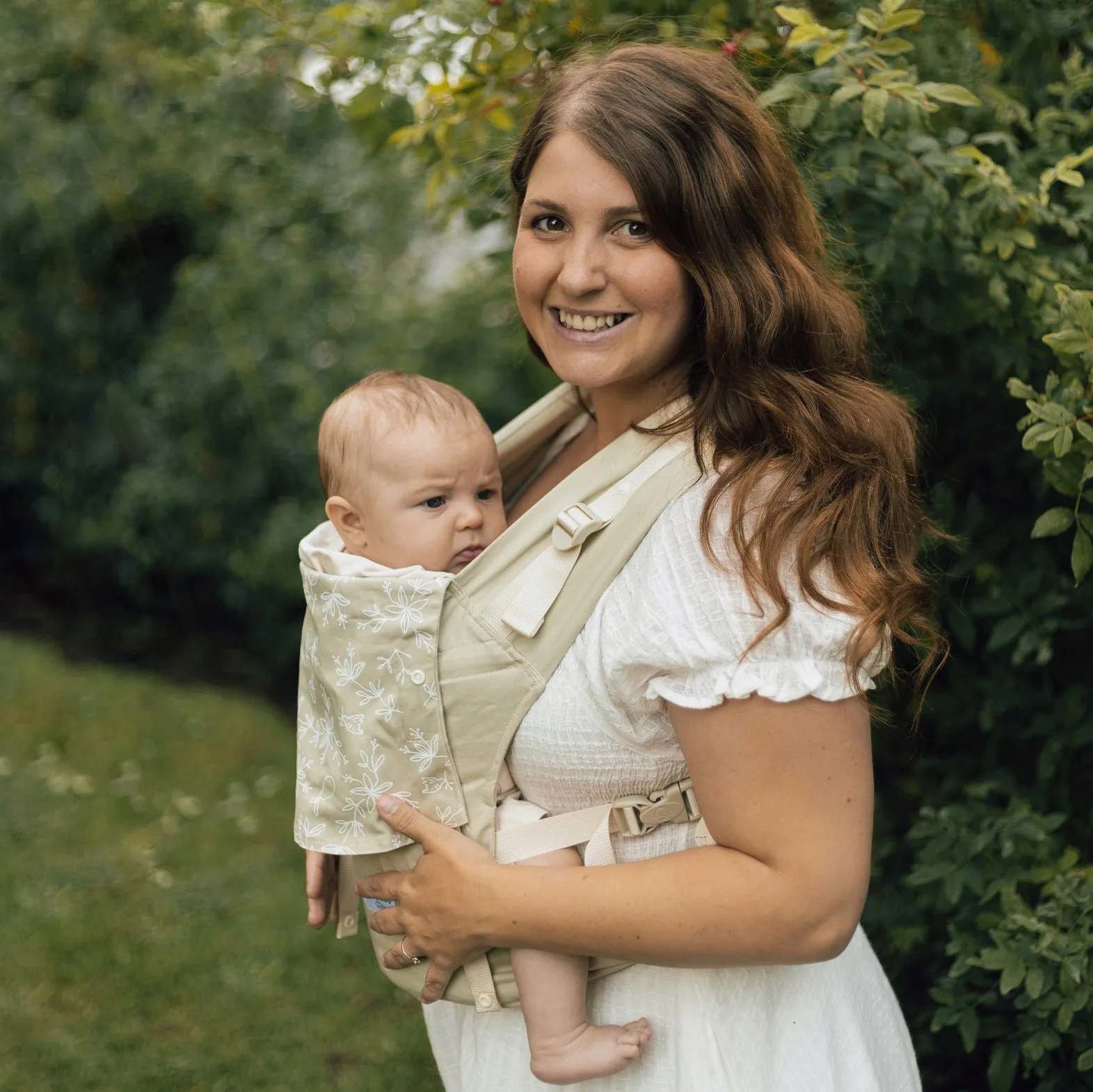 Compact vs Ultra-Versatile Baby Carriers: Buying Guide