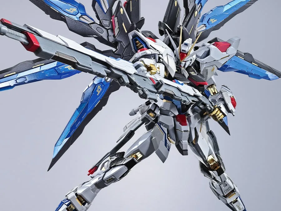 Zo Verzorg Je Je Metal Build Strike Freedom Gundam: Reiniging en Onderhoud