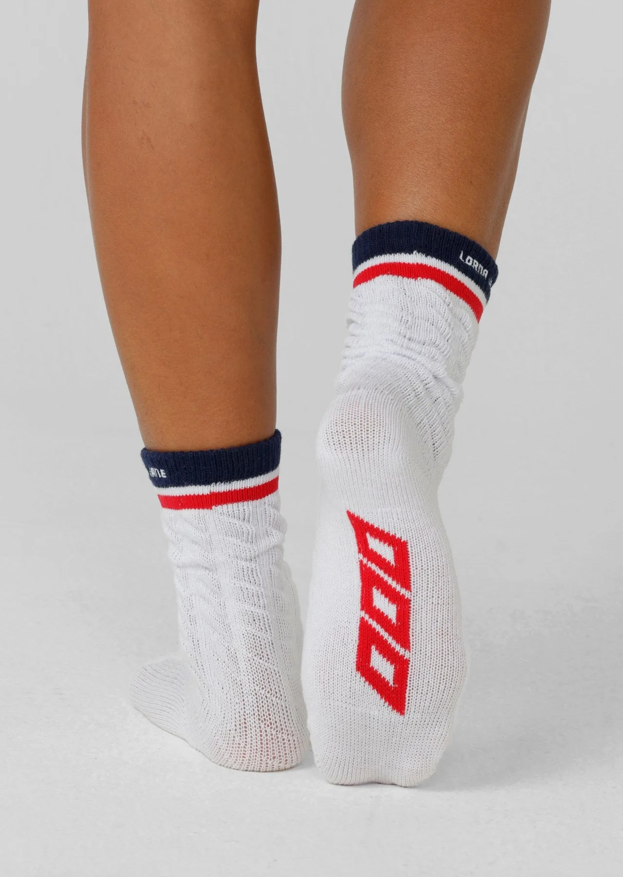 LJ Cable Knit Scrunch Socks