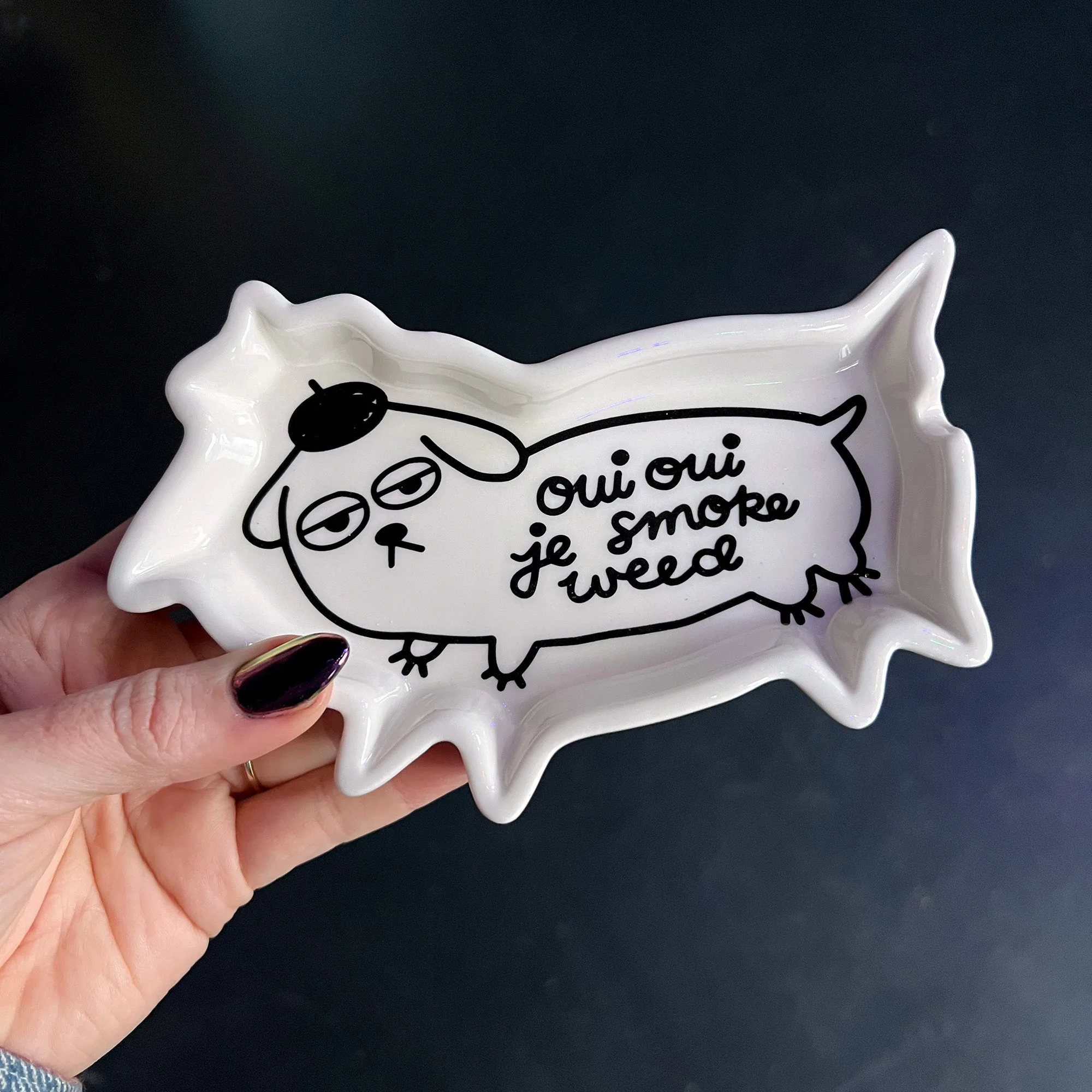 Cenicero Weed Dog vs. Tokeface: ¿Cuál se adapta a tu setup?