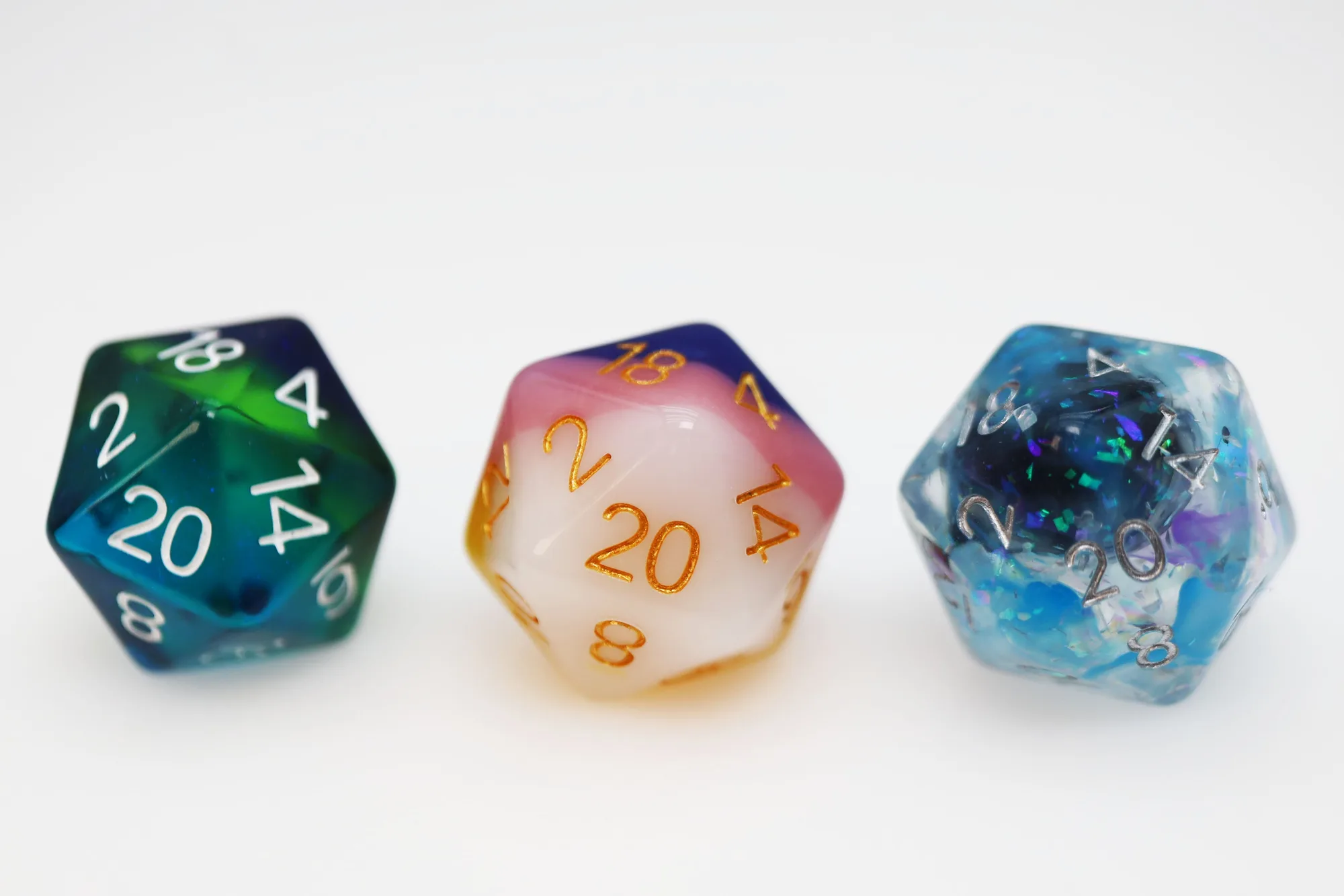 Custom Resin Non-Inclusion Single D20s