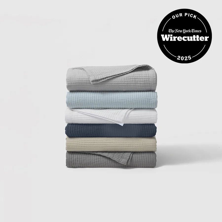 Comment styliser un jeté de lit en coton texturé
