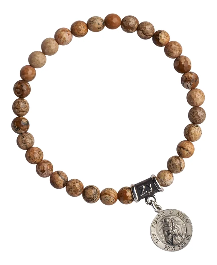 Bracciale di San Francesco: significato, usi e come indossarlo