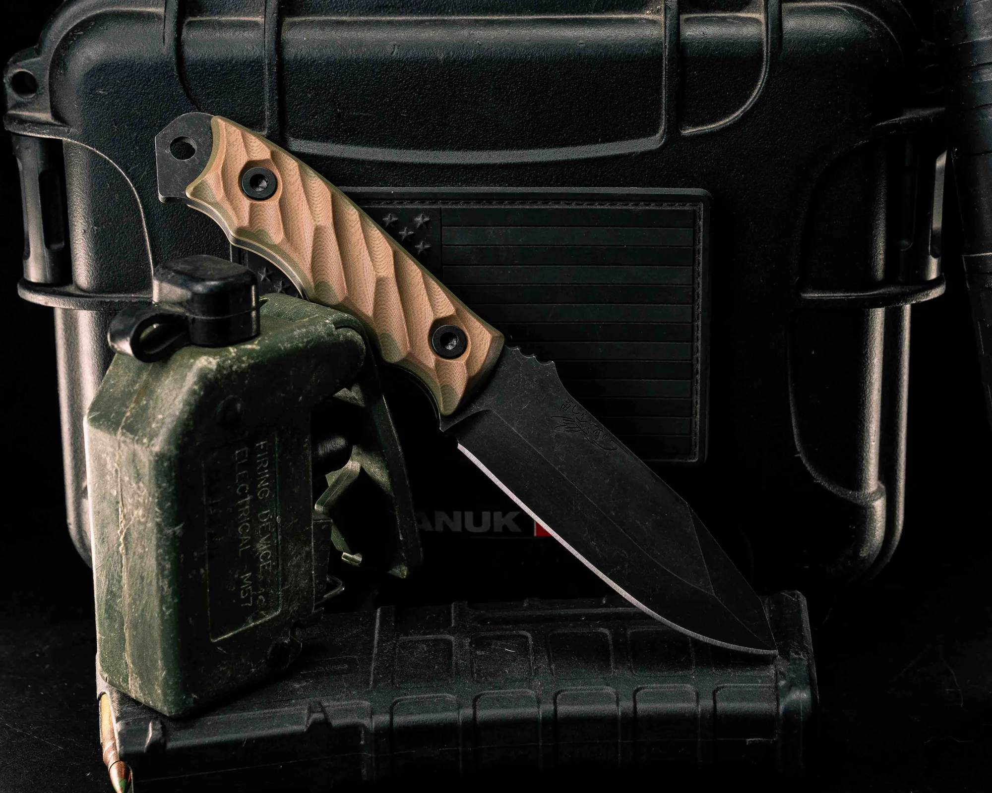 Disaster Jr vs Crow Jr: Compact Knife Comparison