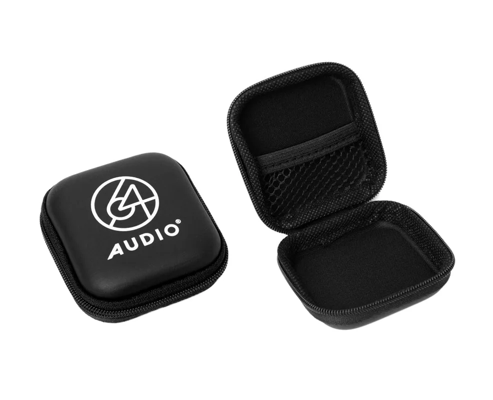 ¿Deberías usar una funda con cremallera para tus IEM?