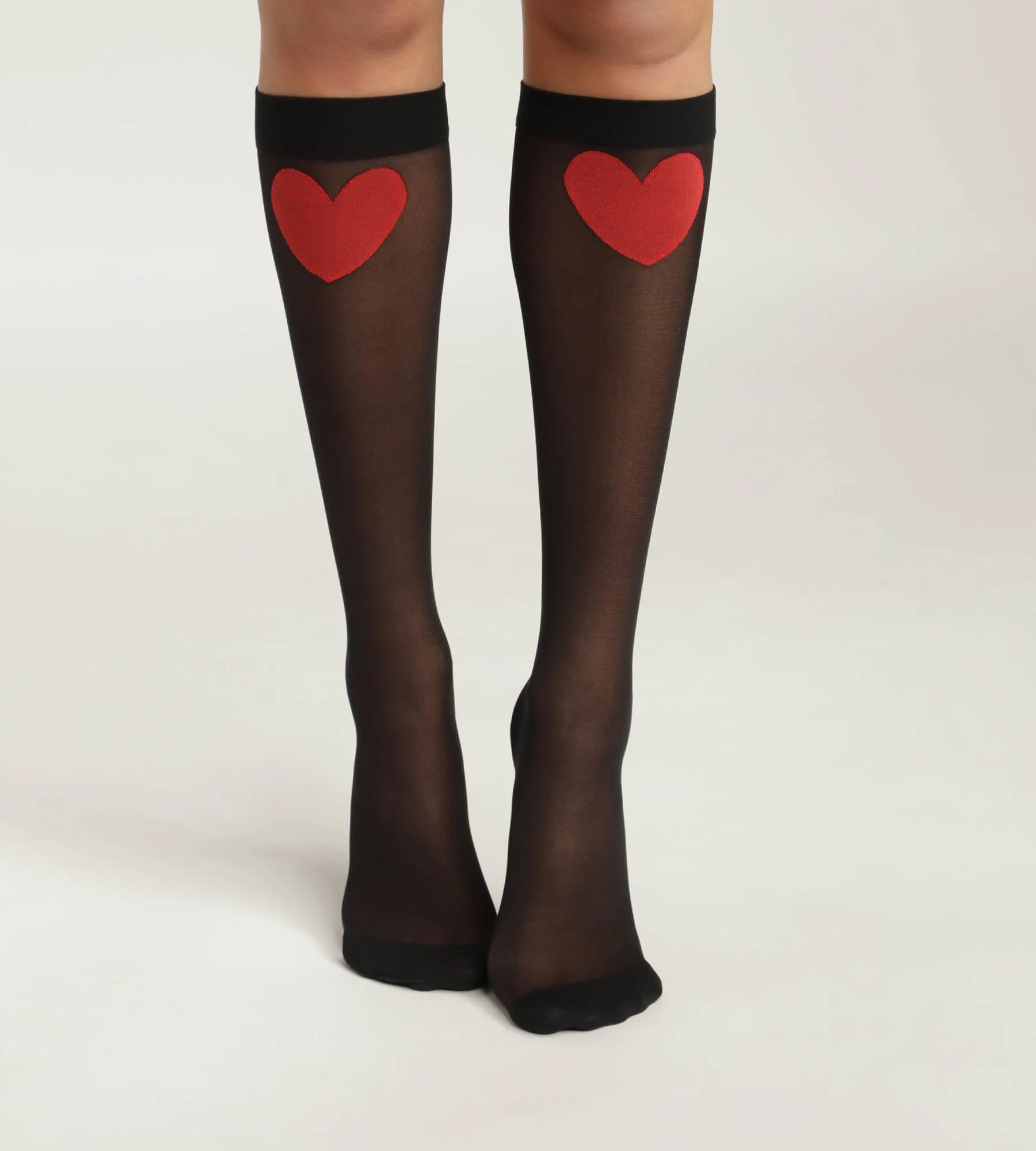Mi-bas femme en voile transparent Noir motif coeur rouge Dim Style