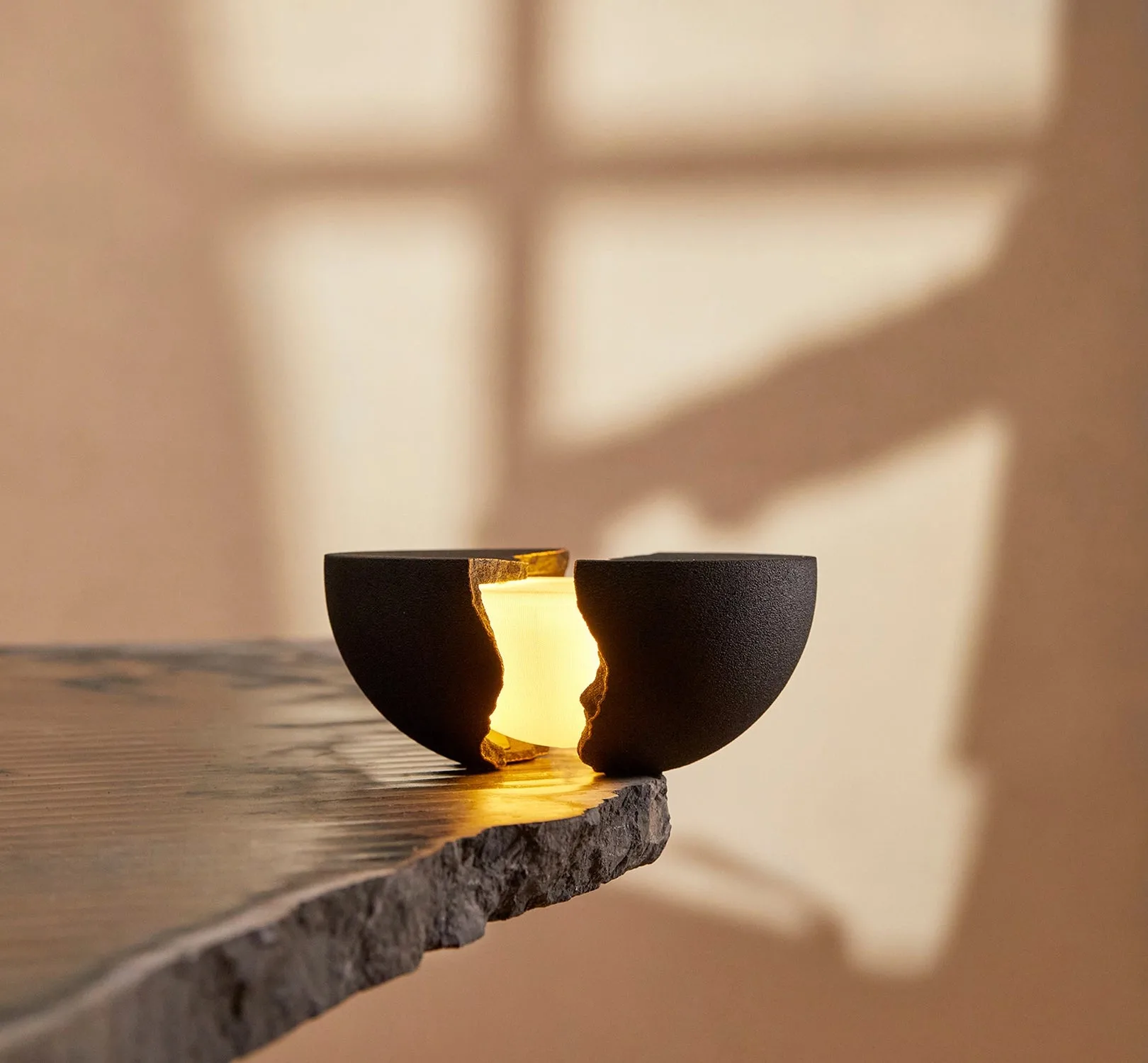Teno Lamp: A Deep Dive into Its Unique Design and Features