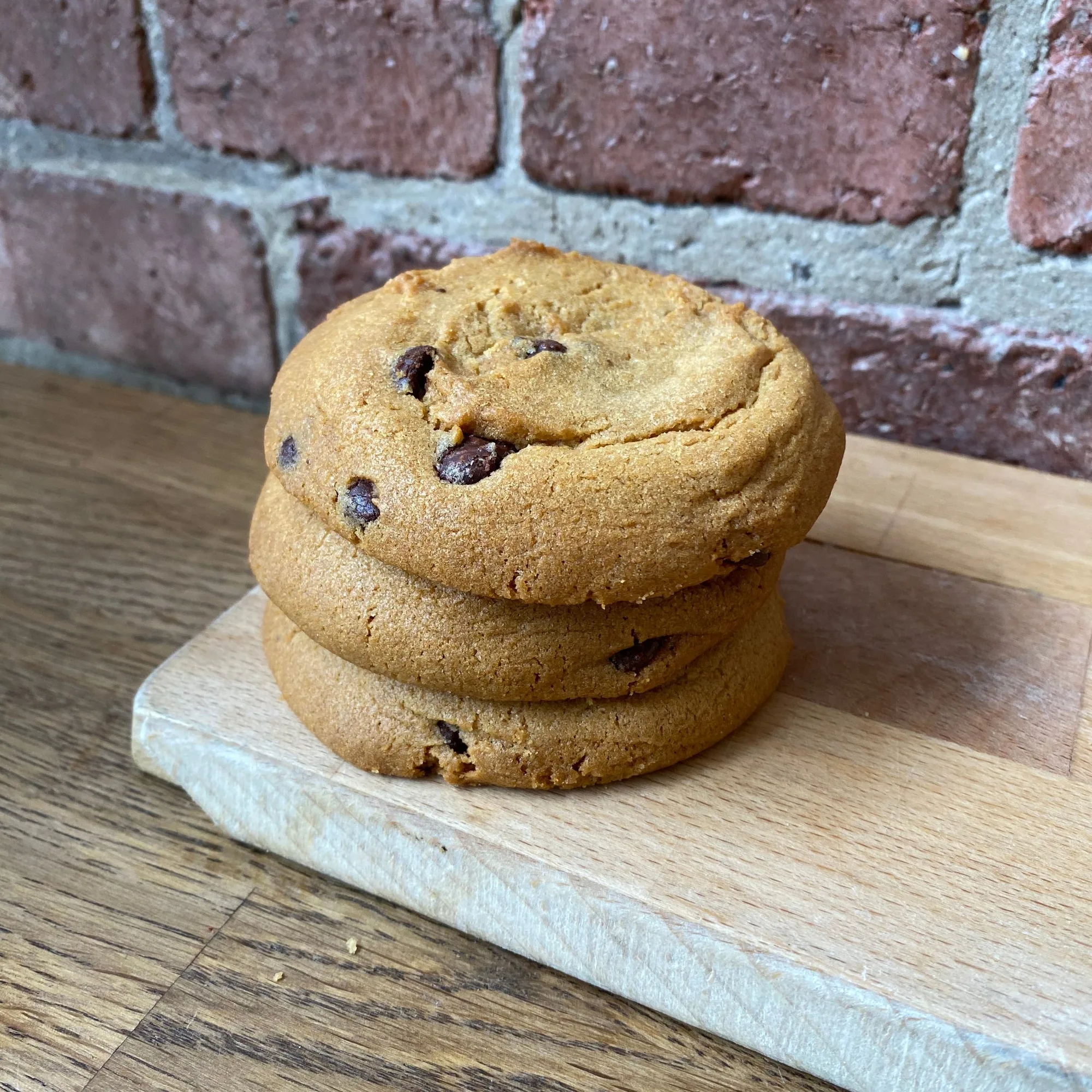 Oatmeal vs Chocolate Chip Cookies: Which to Bake?