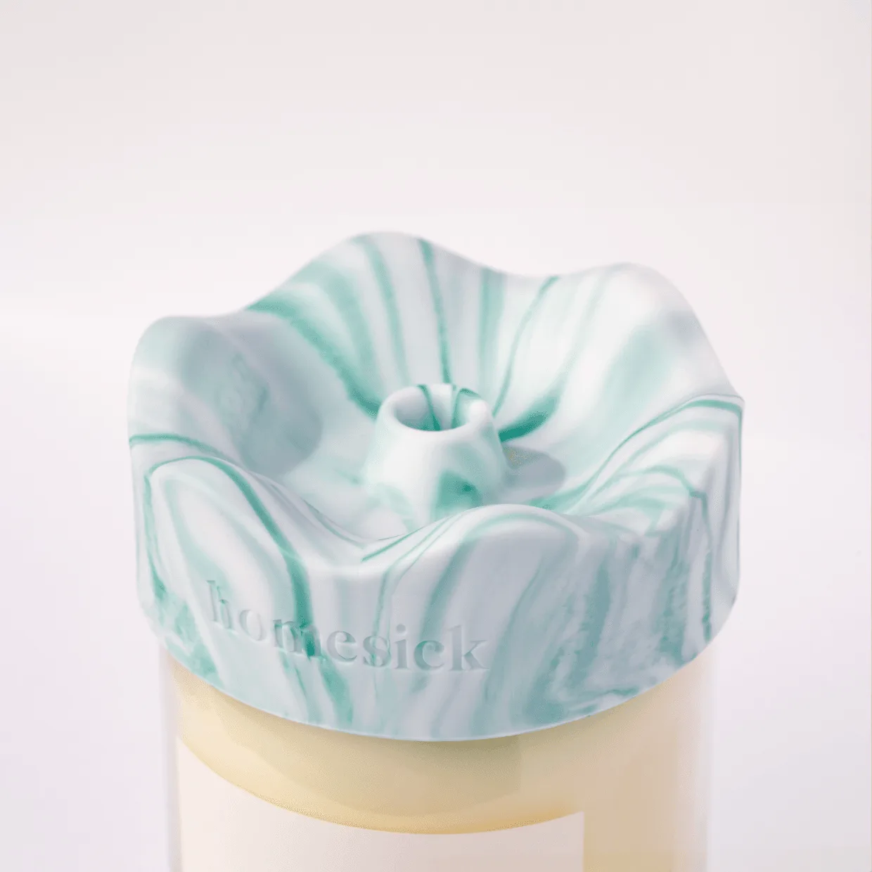 How to Clean and Care for Your Candle Lid to Keep It Looking New