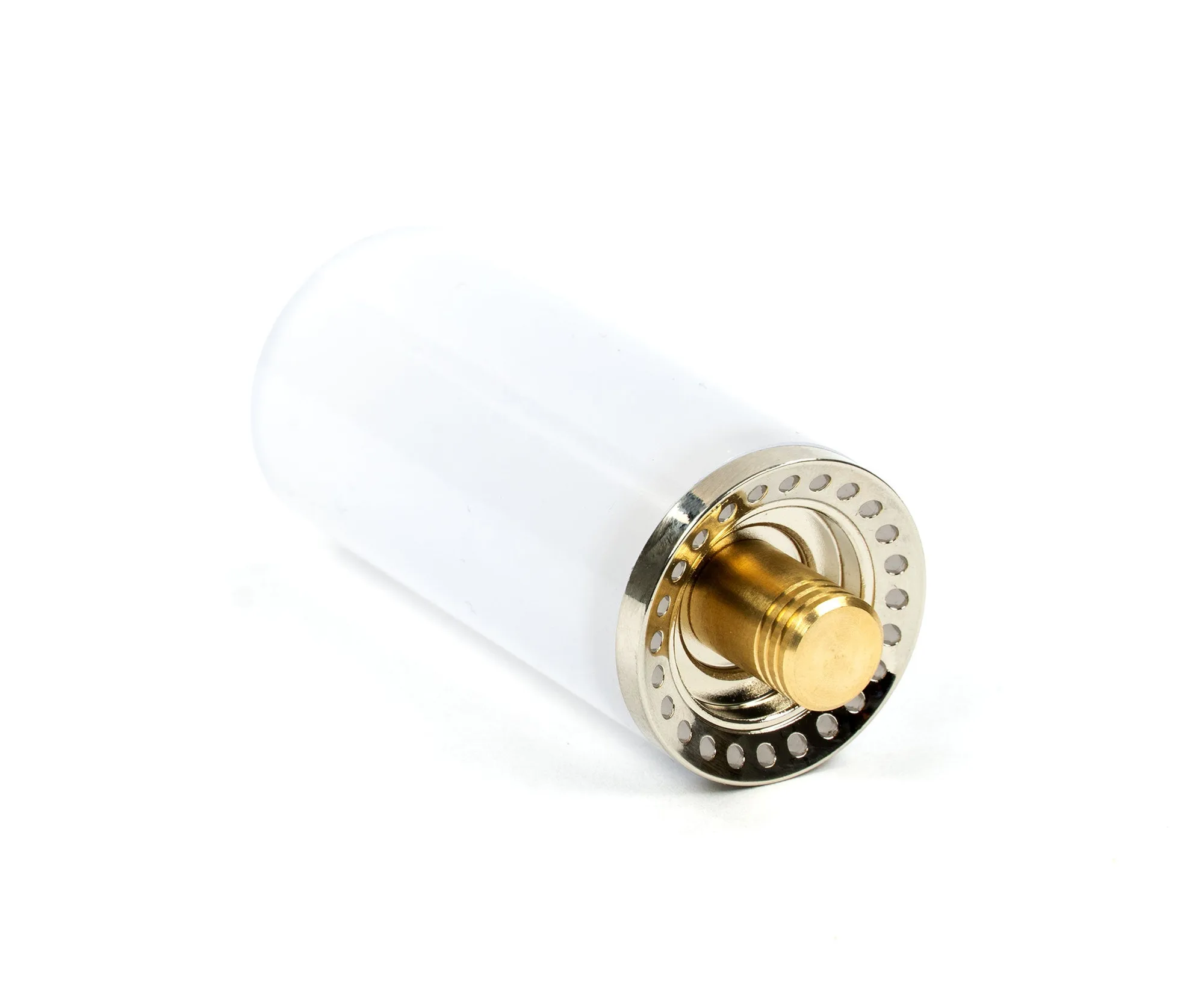 Metal Blade Plugs vs. Standard Blade Plugs: Key Differences