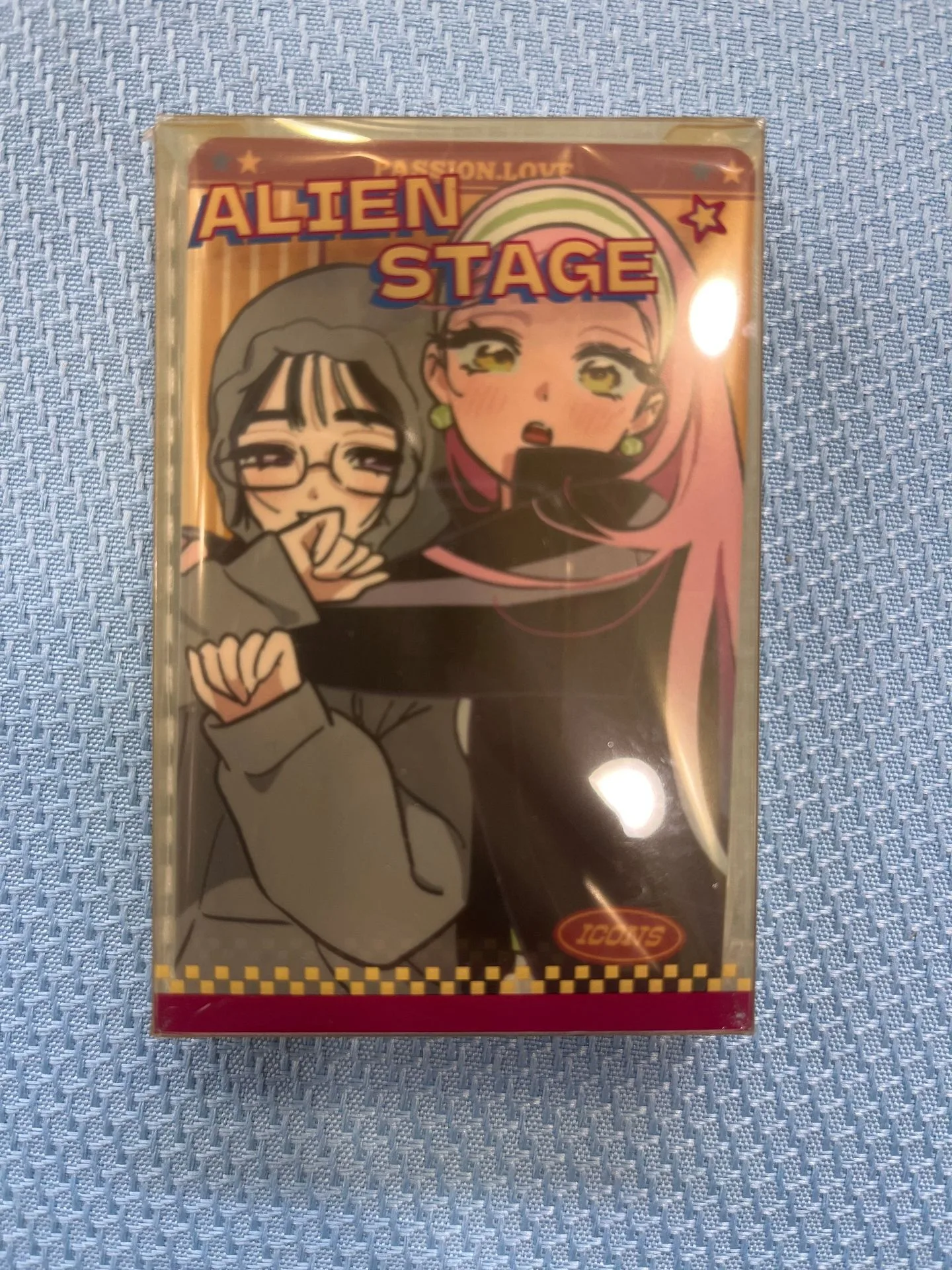 مجموعة بطاقات Alien Stage Partner الصغيرة: ما بداخلها