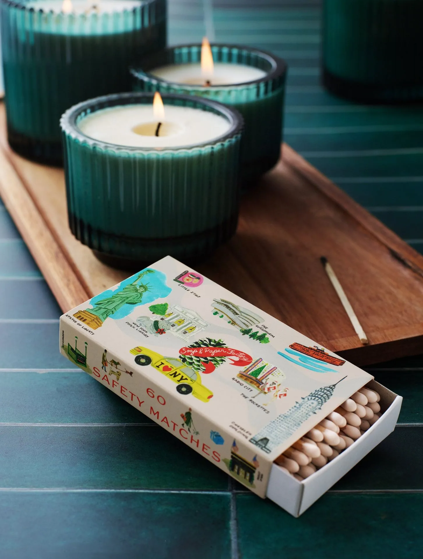 Holiday in New York Boxed Matches