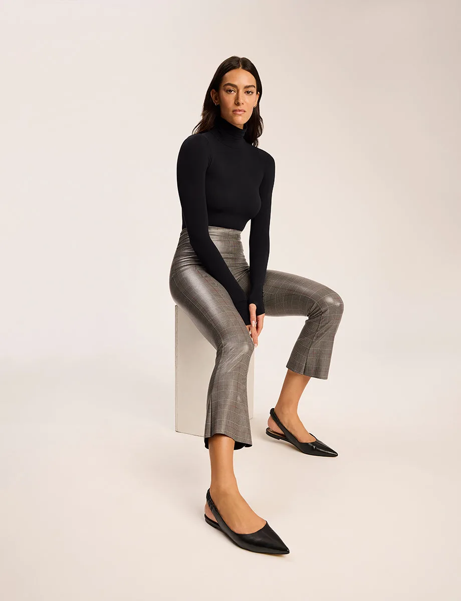 الفرق بين ليقنز Commando وLululemon: أيهما مناسب لك؟