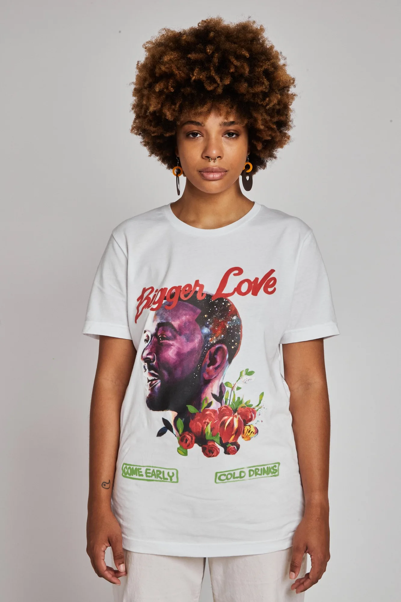 John Legend Longsleeve vs. T-Shirt: Which Should You Choose?