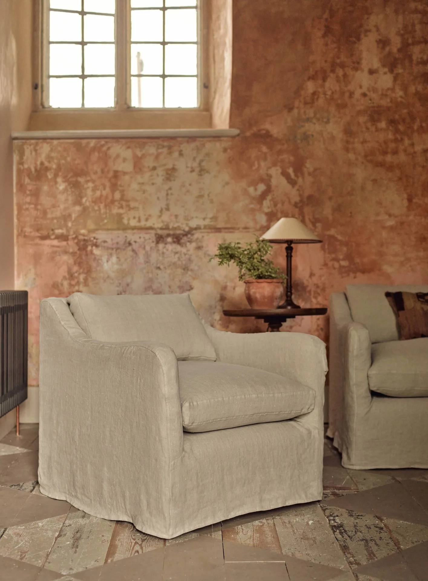 How to Arrange Furniture in an Open-Plan Living Space: A Complete Guide