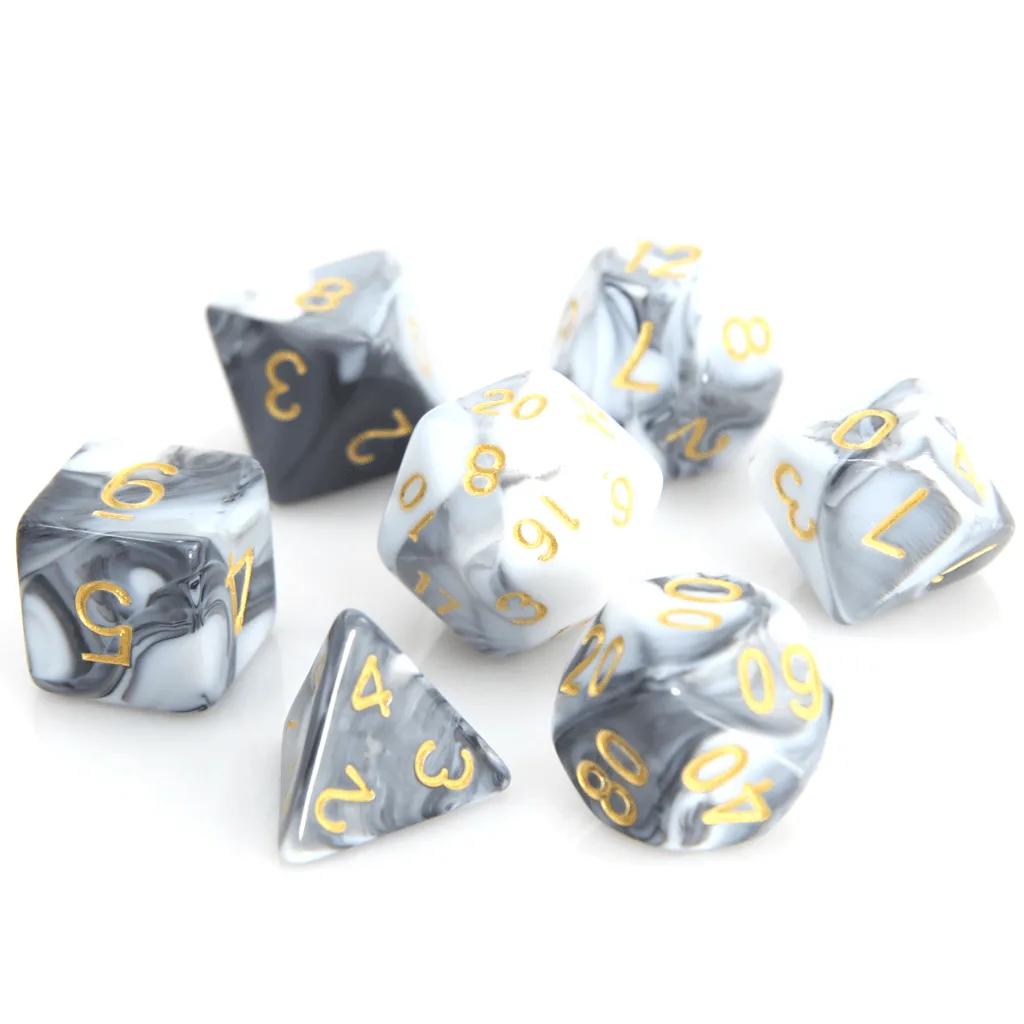Mármol blanco y negro vs. Blue Enchantress: comparativa de dados acrílicos