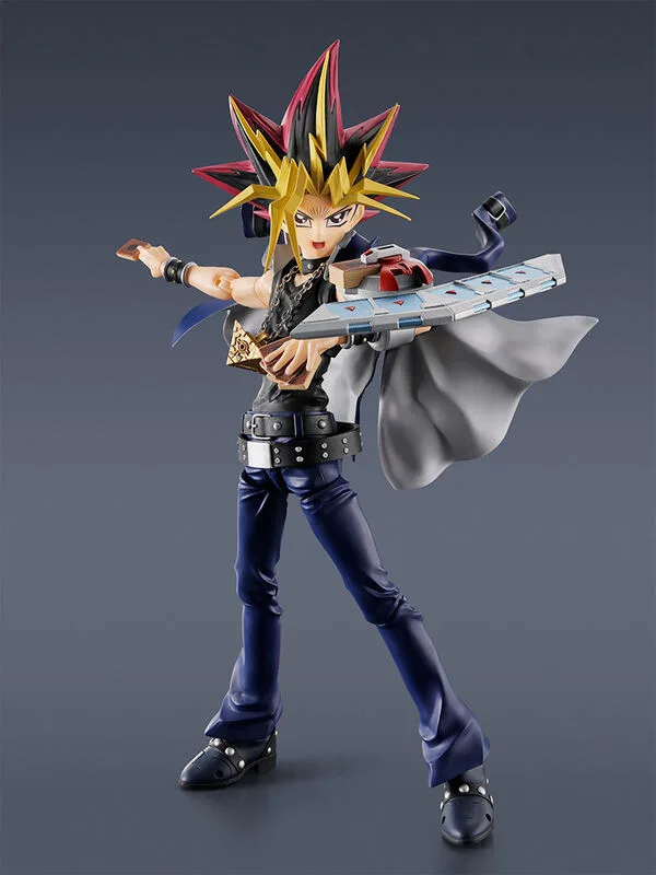 كيفية عرض S.H.Figuarts يامي يوجي مع بطاقاته