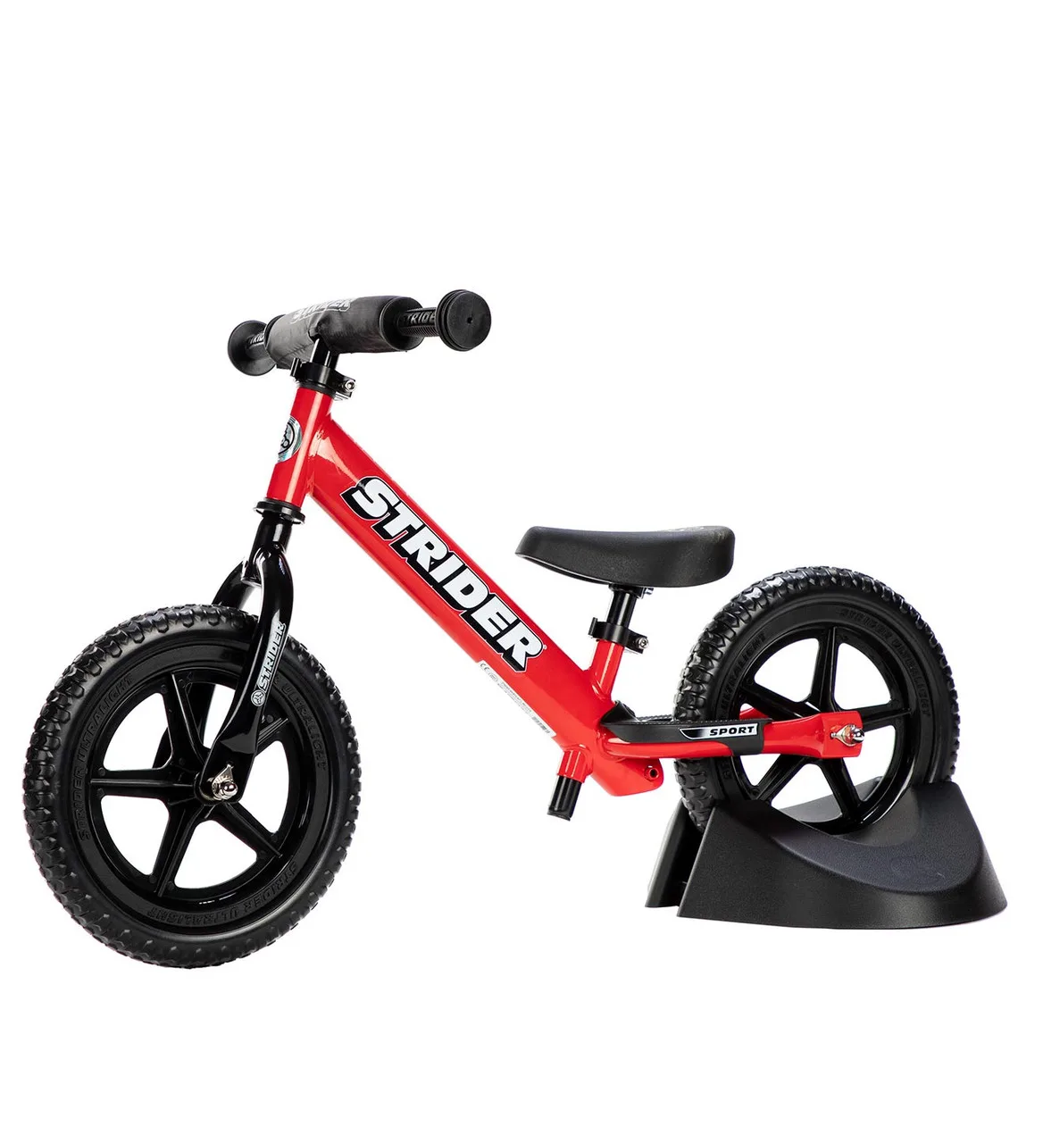 Striderバイクスタンドを使った収納・展示方法