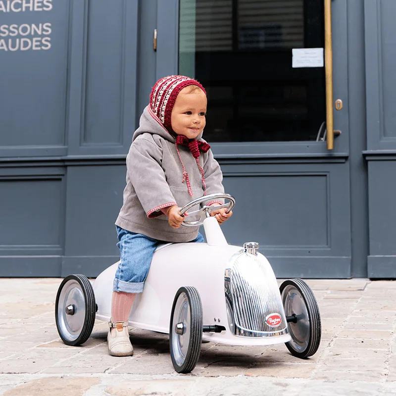 Rider Petal Pink: Un elegante veicolo a pedali per i più piccoli