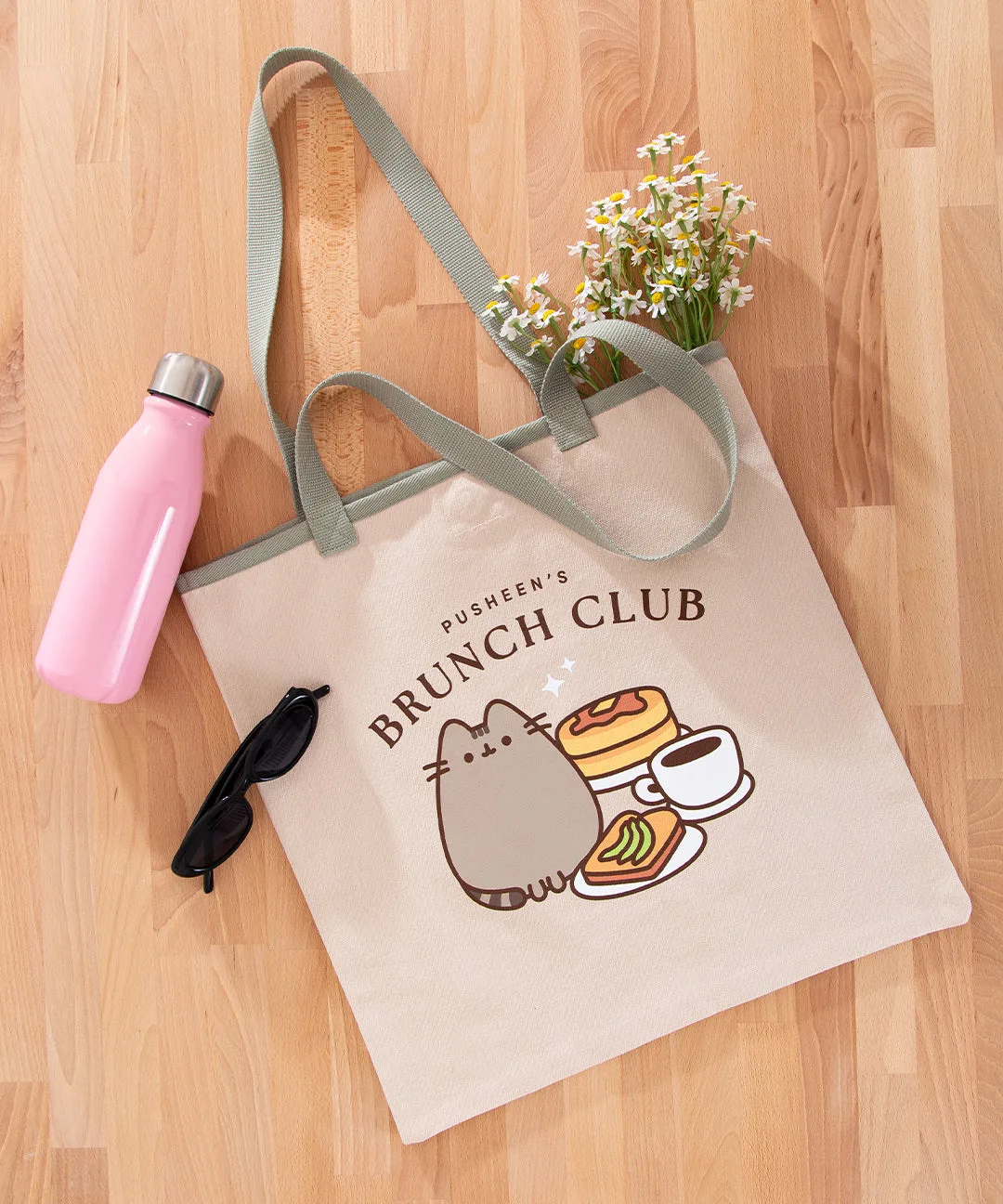 Pusheen Tropical Vacation Keychain vs Tote Bag: Travel Accessory Guide