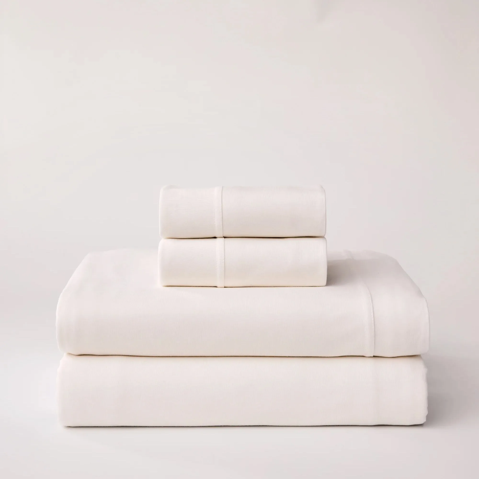 Mellanni Iconic Extra-Deep Fitted Sheet Review: The Ultimate Solution for Thick Mattresses