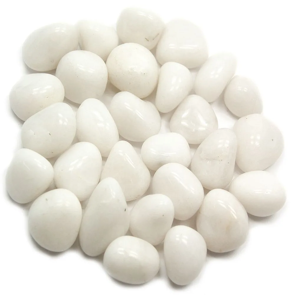 Aventurine blanche vs. Howlite : Quelle pierre pour le calme ?