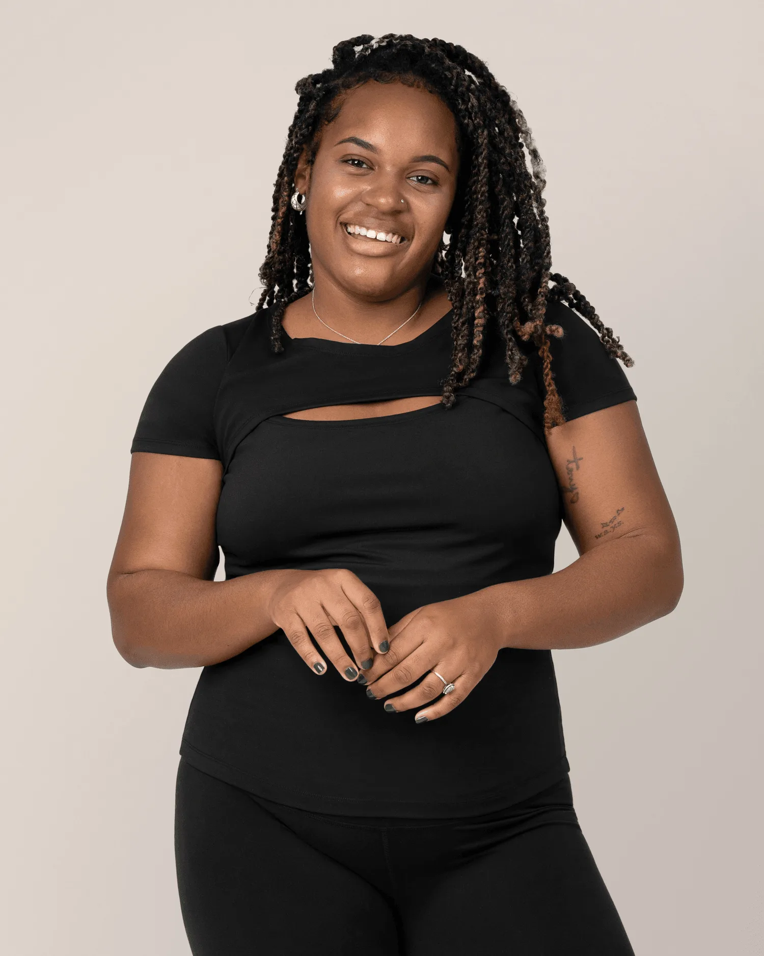 Luna Active Cut Out Nursing Top | Black