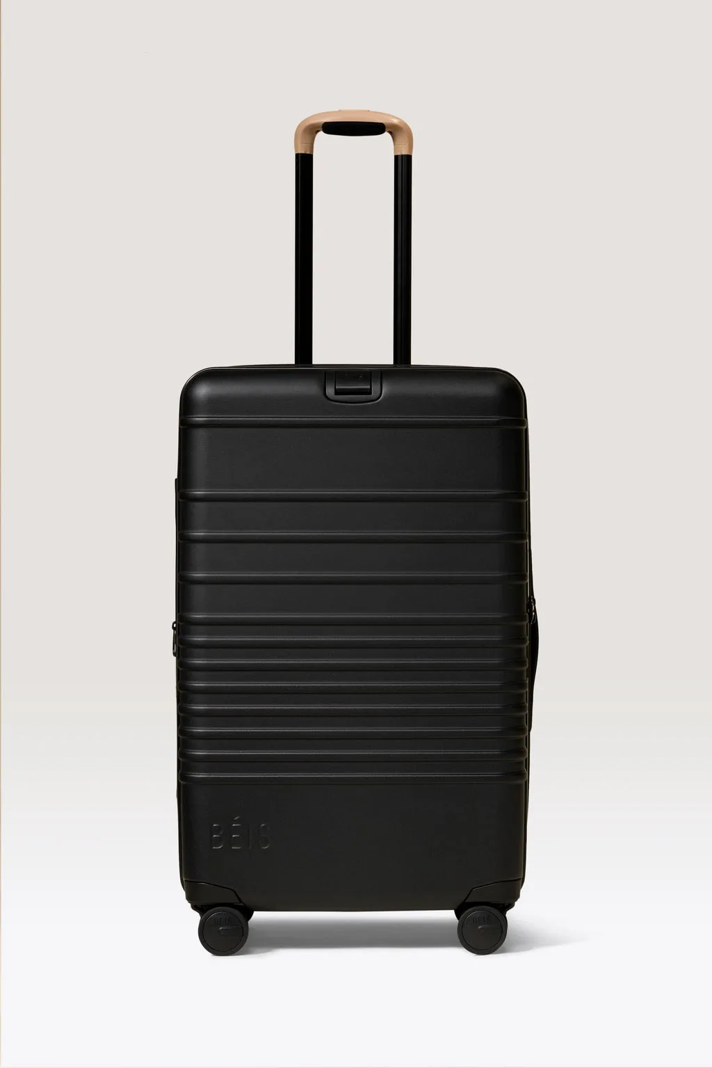 How to Style The Medium Check-In Roller for a Business Trip