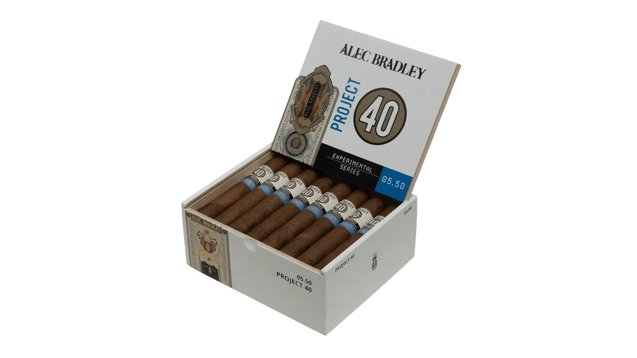 Alec Bradley Project 40 Natural