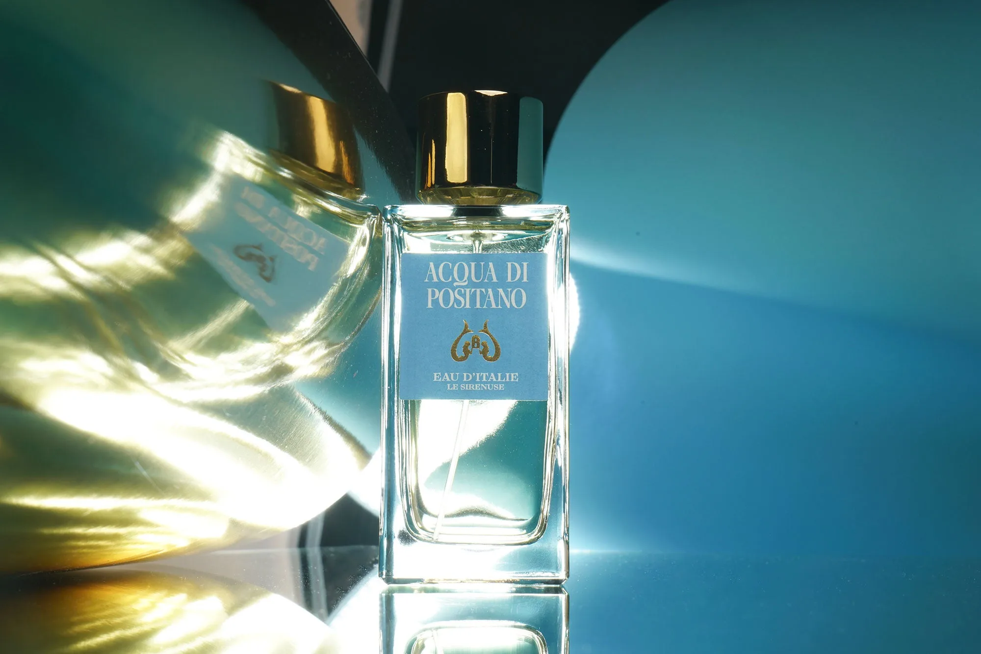 Eau d'Italie vonná svíčka vs. difuzér s tyčinkami: Která vůně do domova je pro vás ta pravá?