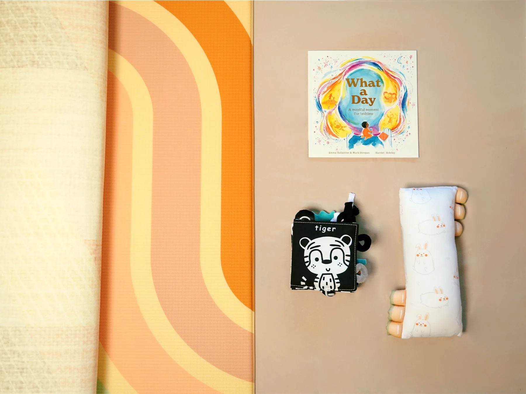 Tummy Time Fun Baby Gift Set (with Lollibly Little Playmat 100x140cm)
