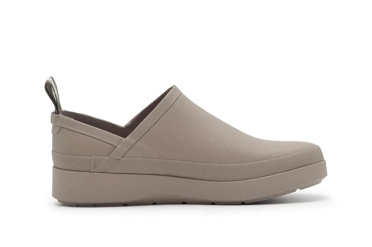Baja Slip On Original vs Platform: Which Women’s Slip-On Is Right for You?