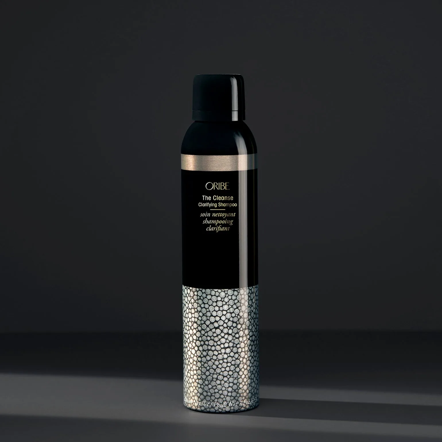 How to Fix Oily Roots Without Stripping Your Hair: A Guide to Clarifying and Balancing Shampoos
