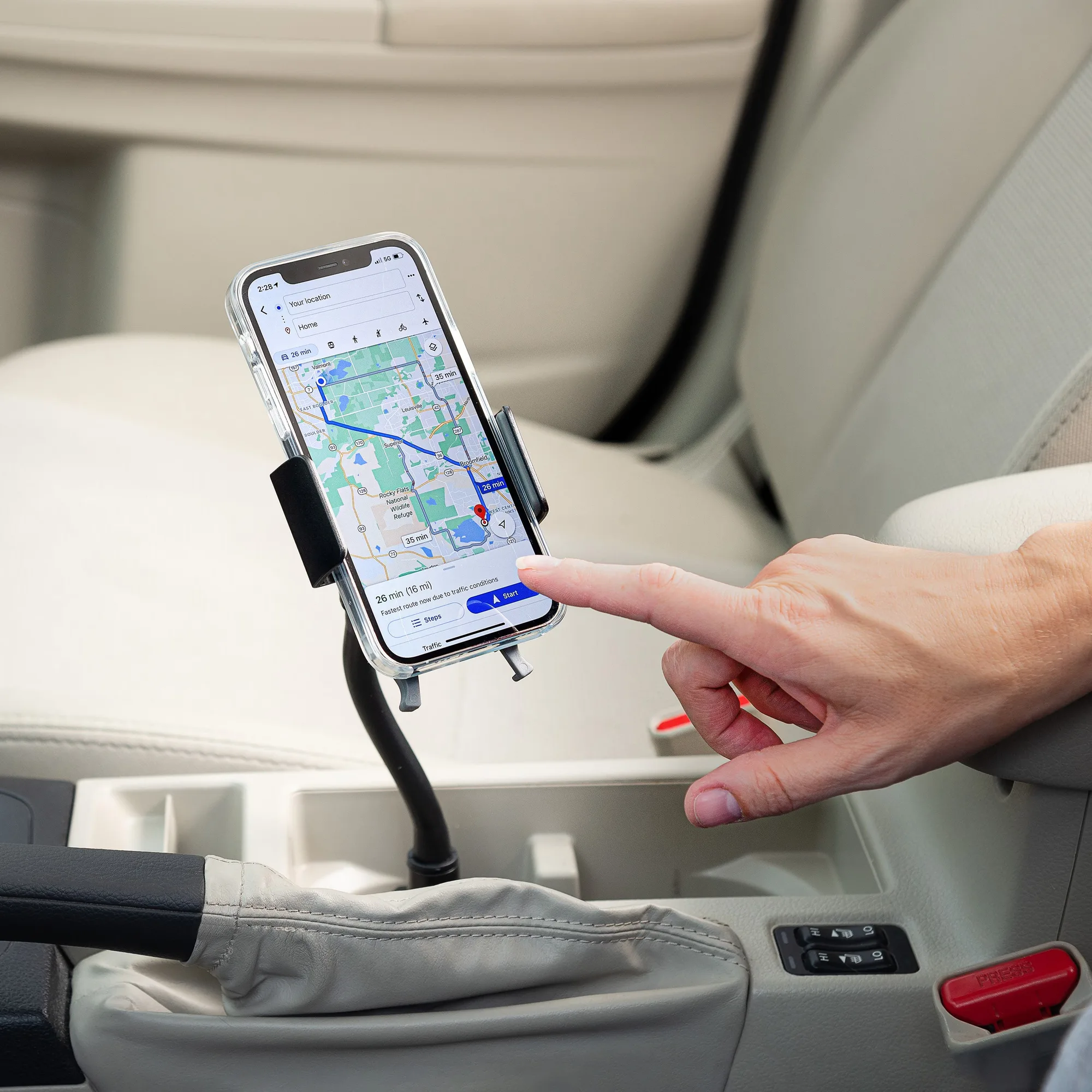 How to Choose a Universal Cup Holder Mount for Your Car