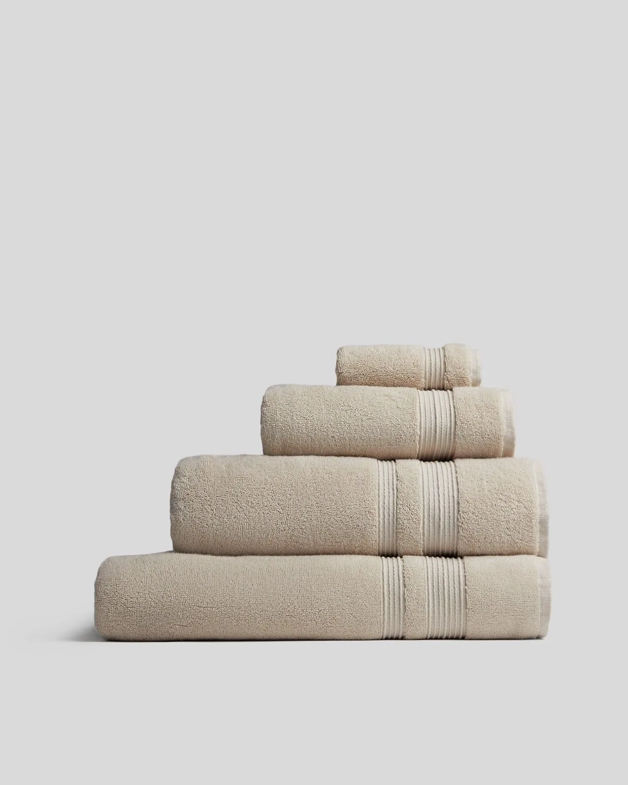 The Best Loungewear Fabrics for Sleep: Cotton, Linen, and Brushed Cotton Compared