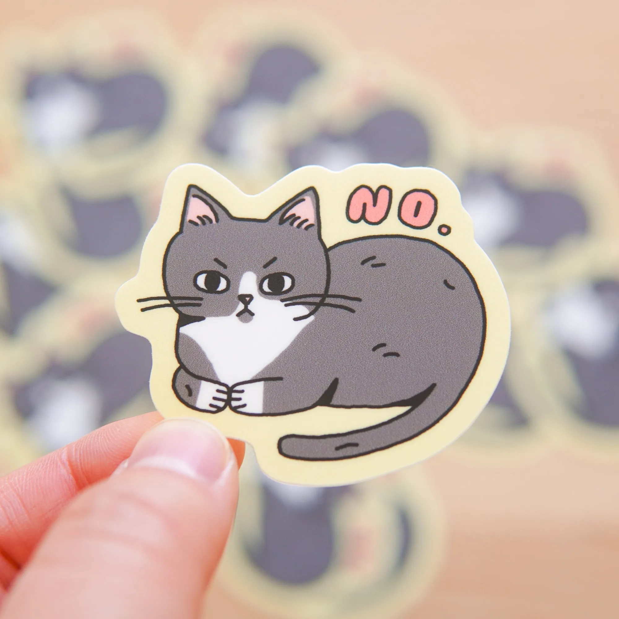 Pegatinas No Sticker vs. normales: diferencias clave