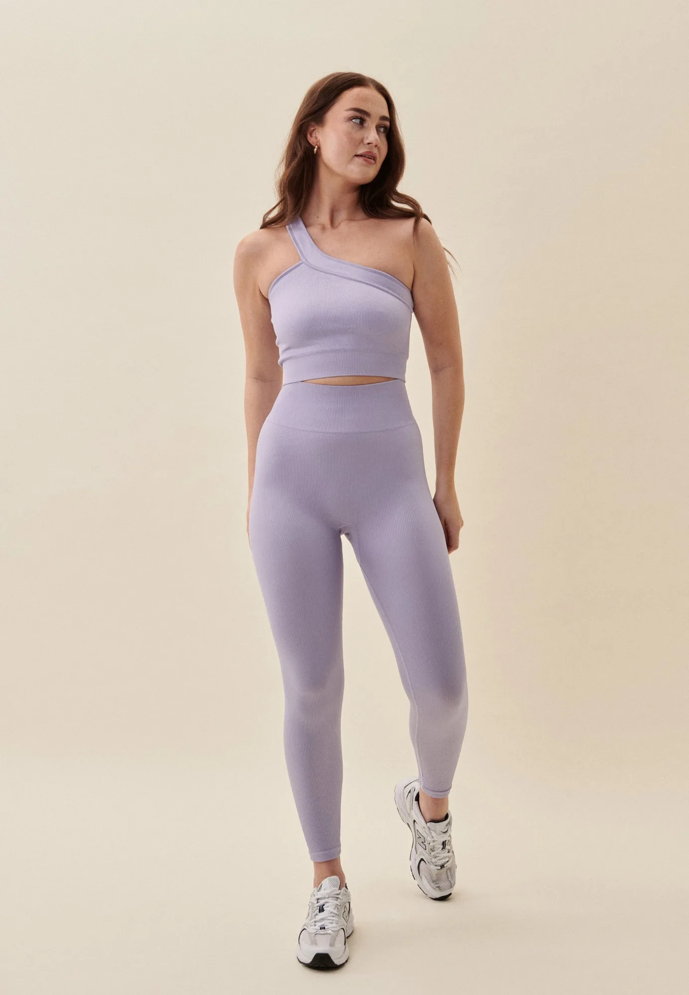 Come prendersi cura dei leggings a coste seamless