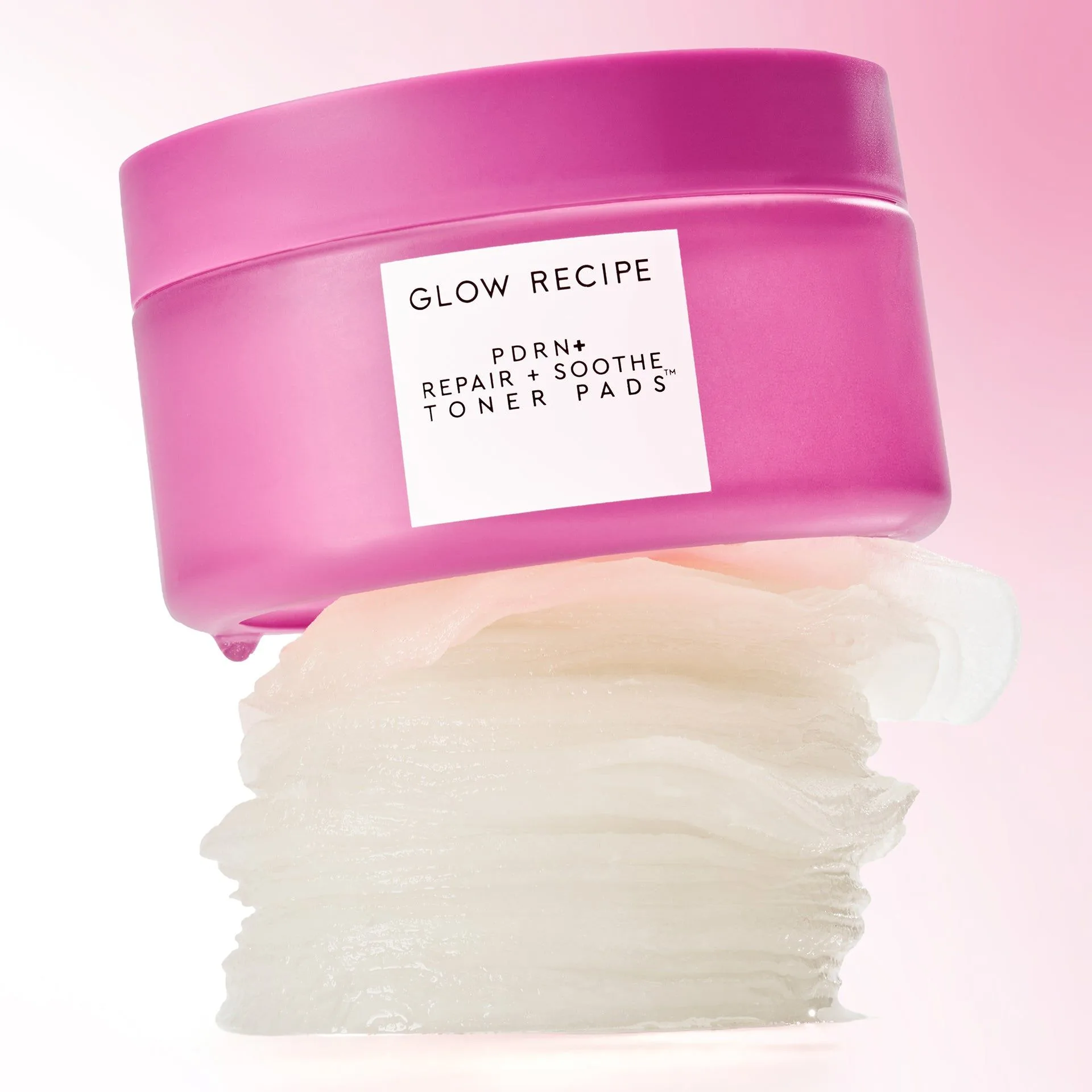 How to Use Toner Pads for Exfoliation and Hydration: A Step-by-Step Routine