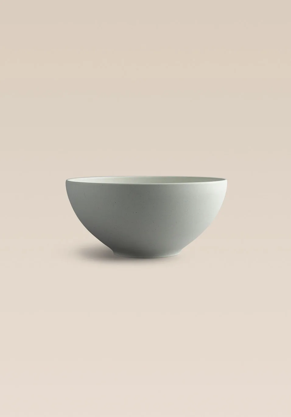 Outdoor Serving Platters: Materials, Maintenance, and Making a Statement