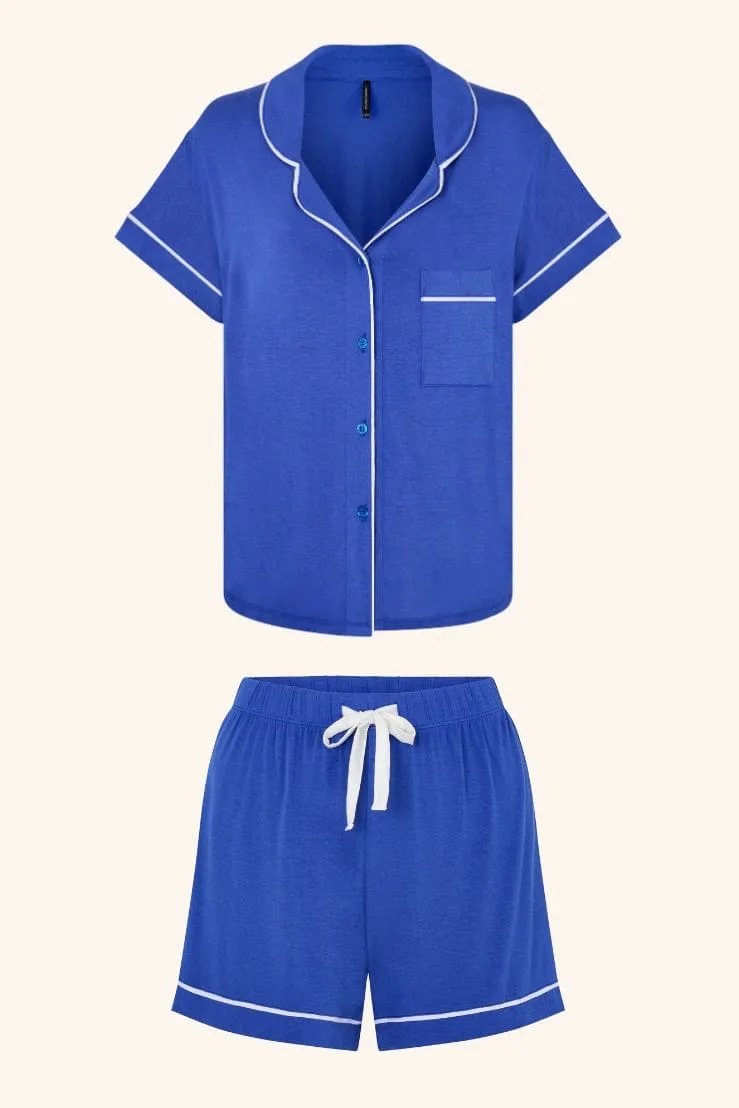 Pijama de modal vs. shorts de seda: ¿cuál gana?
