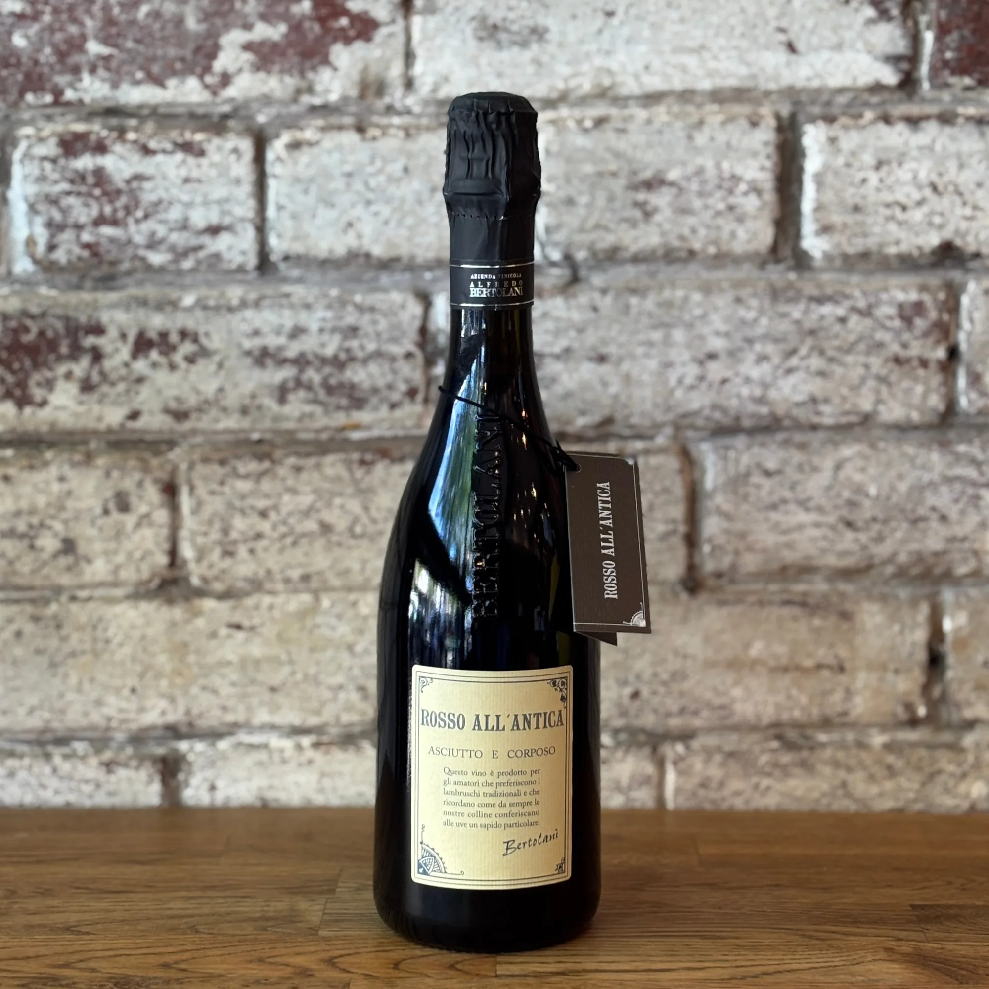 Giacobazzi Lambrusco vs Rosso All'antica: Wine Pairing Guide