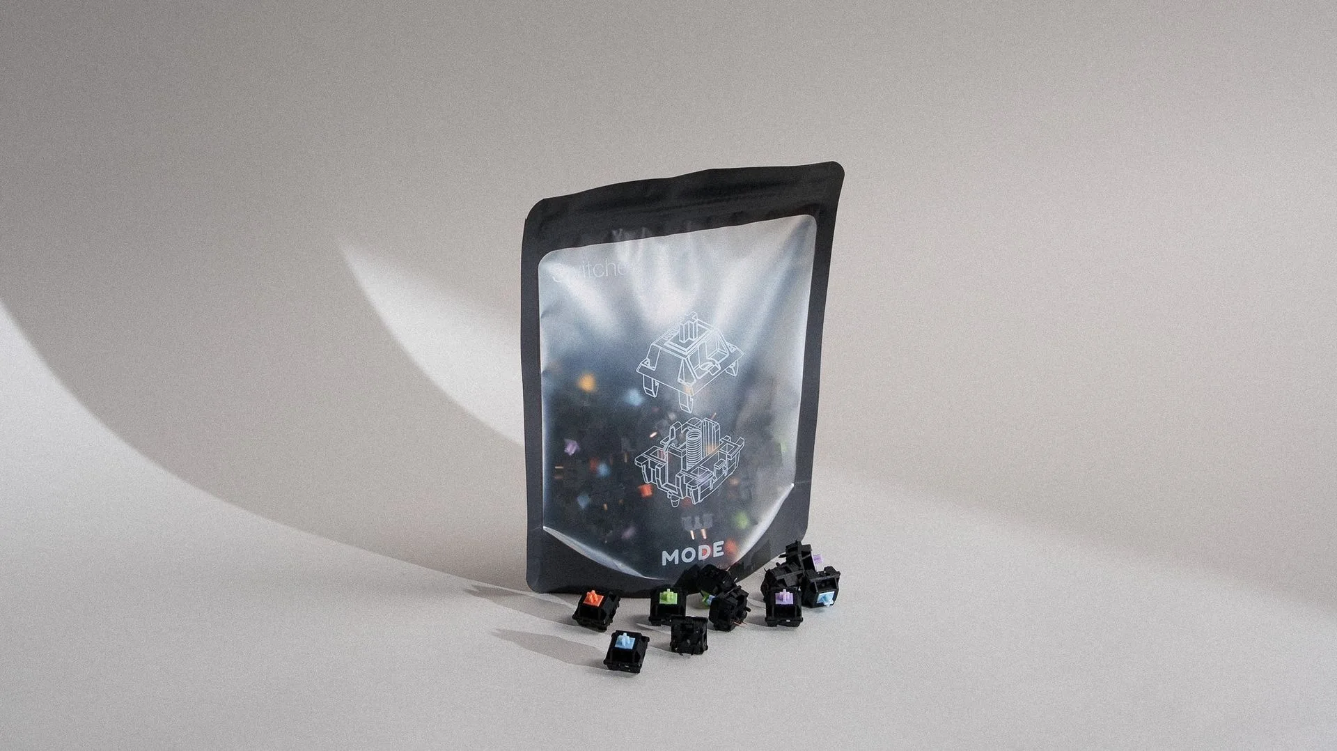 Obscura Linear Switches vs. Tomorrow Tactile Switches: Which Should You Choose?