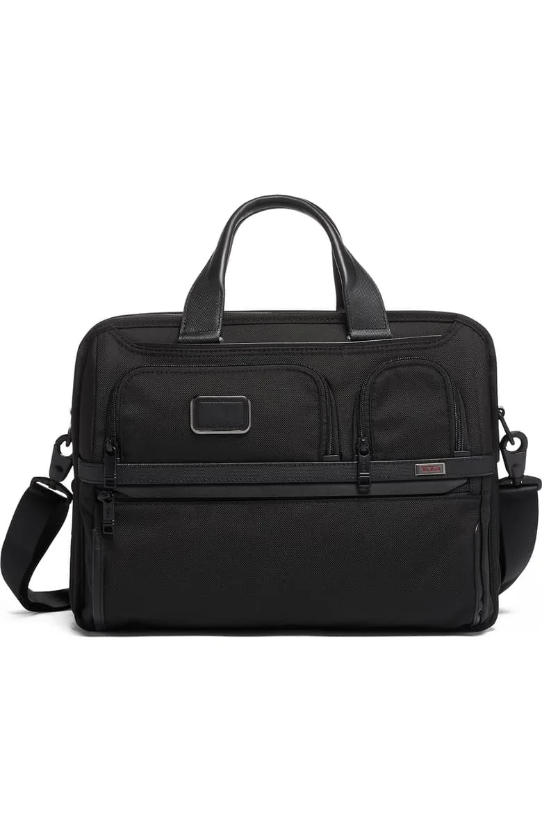 How to Pack a Laptop Briefcase for Daily Commuting