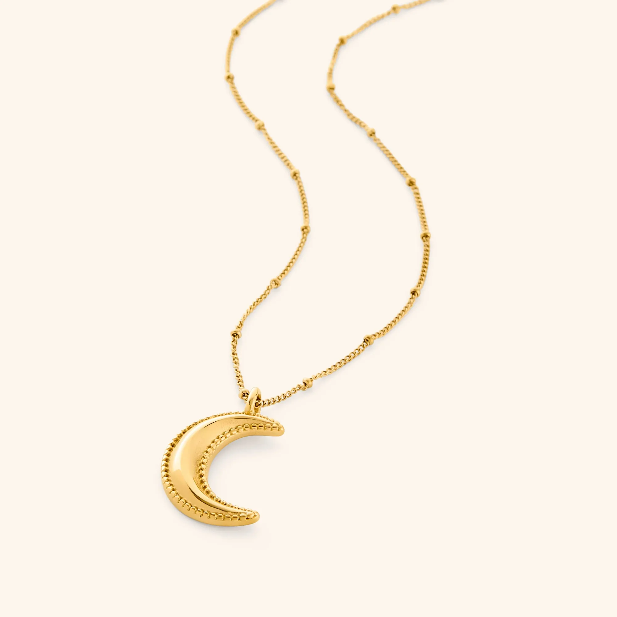 The Rise of Islamic-Inspired Jewelry: Trends and Cultural Significance